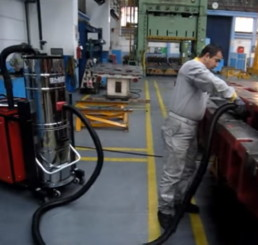 Siklon Filtreli Elektrik Süpürgeleri